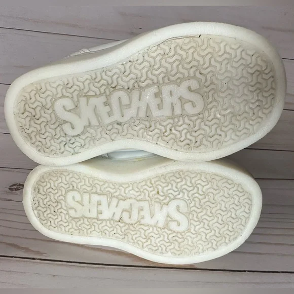 EUC Toddler 5C White Light Up Sketchers - Picture 5 of 5